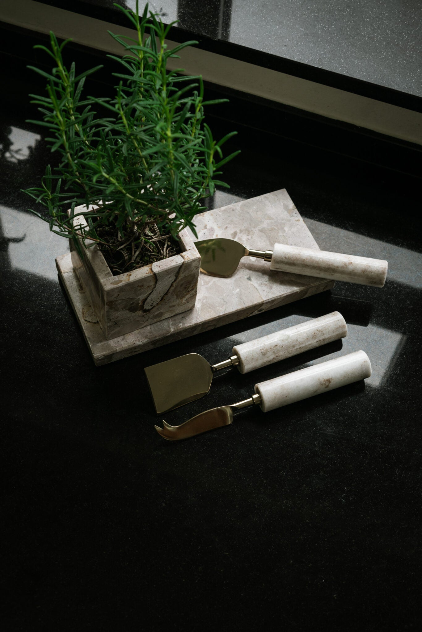 Käsemesserset mit Mamorgriff